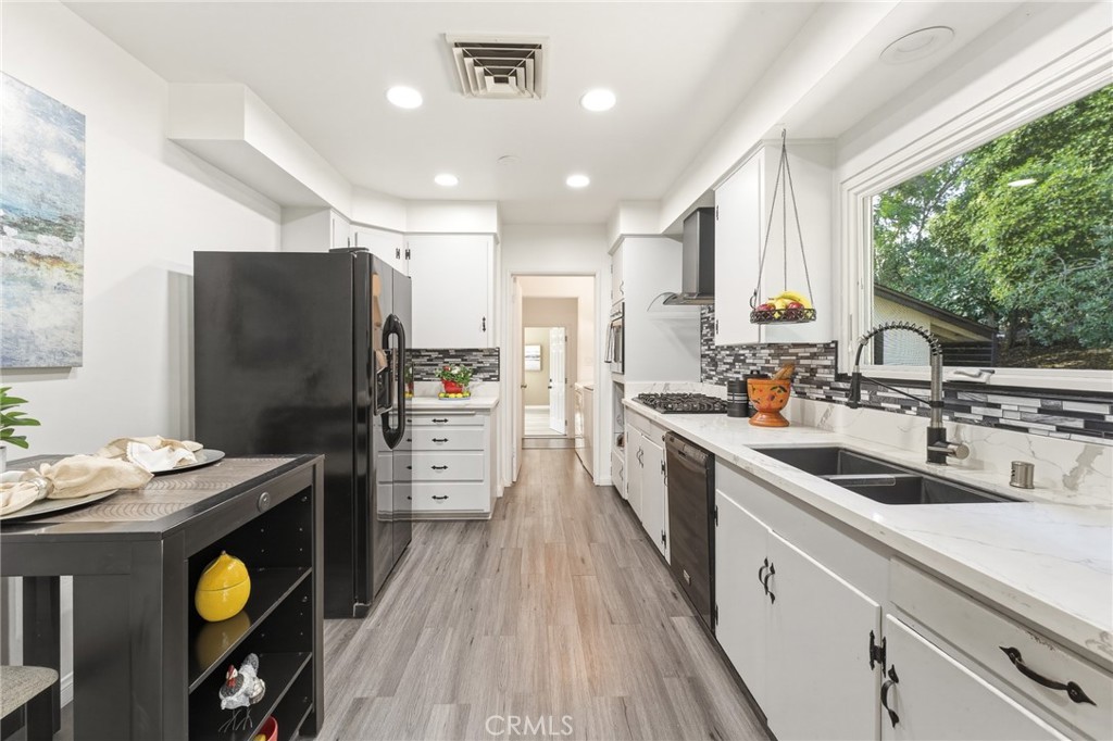 30993 Palo Alto Drive
