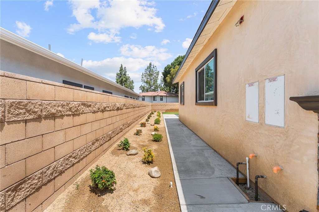25624 Cottonwood Road