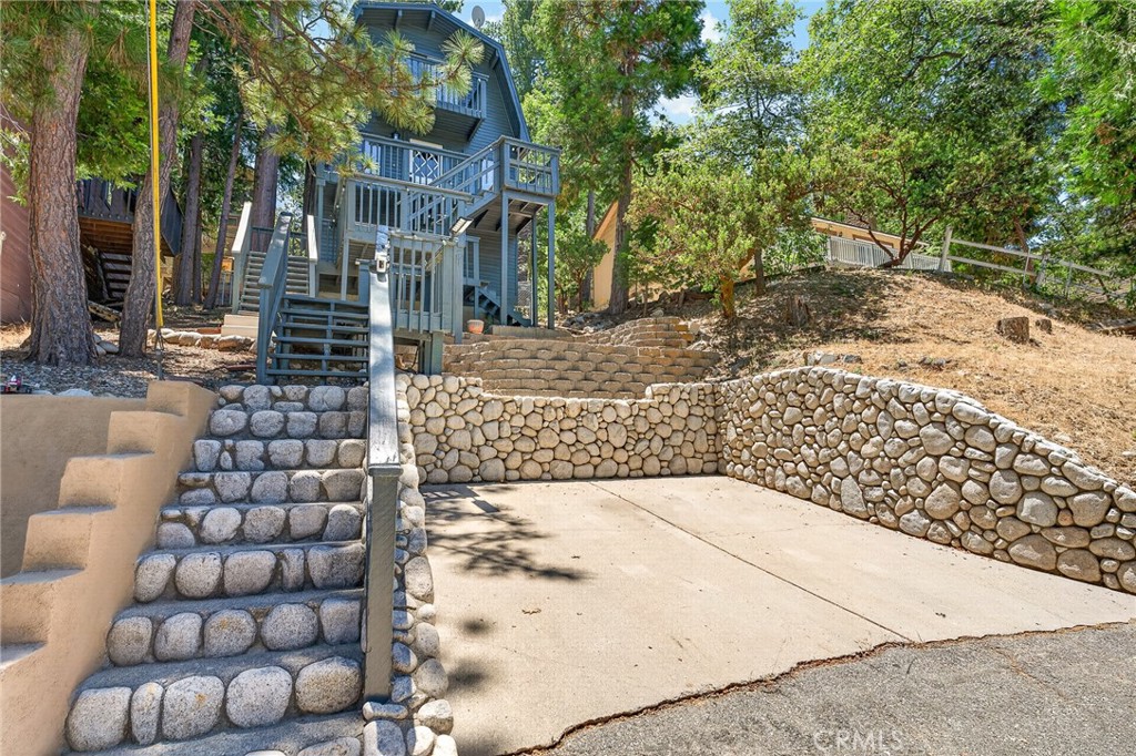 27067 Overlook Lane