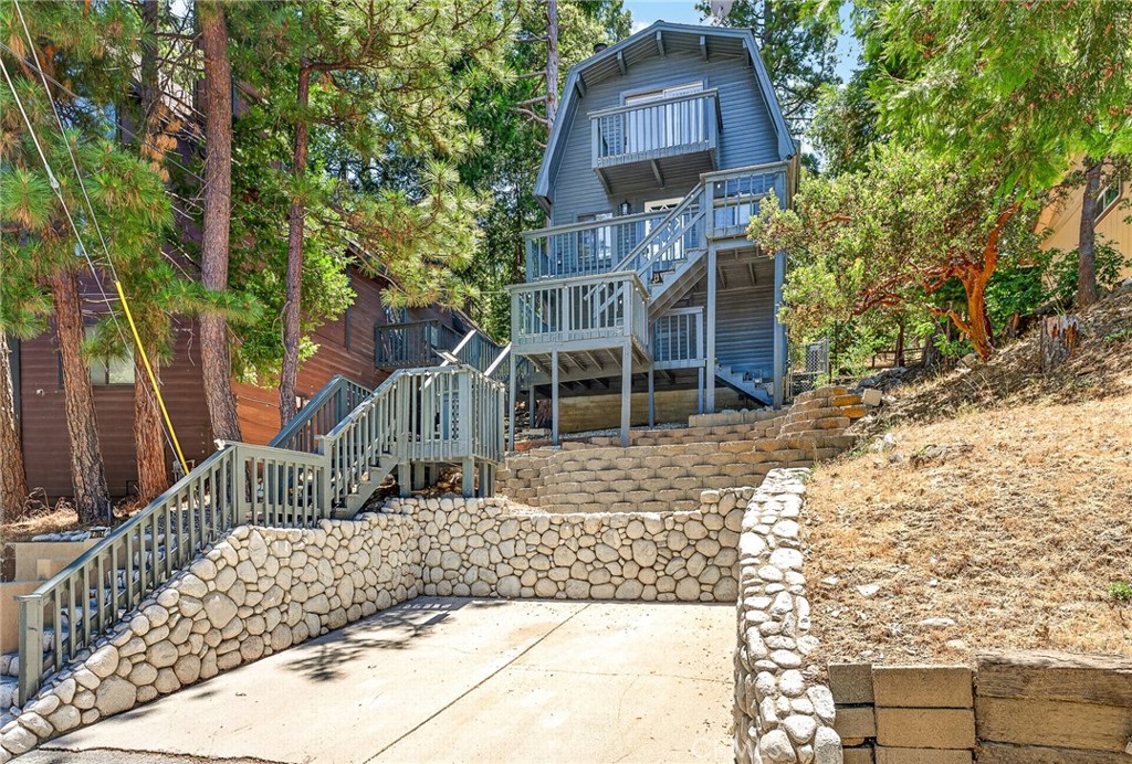 27067 Overlook Lane