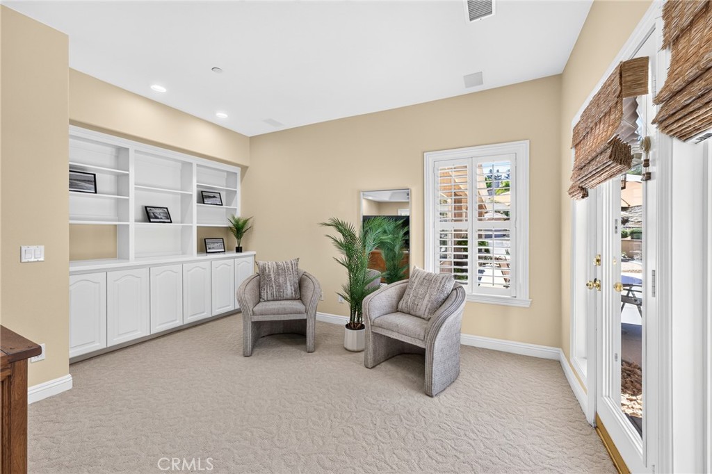 748 La Solana Drive