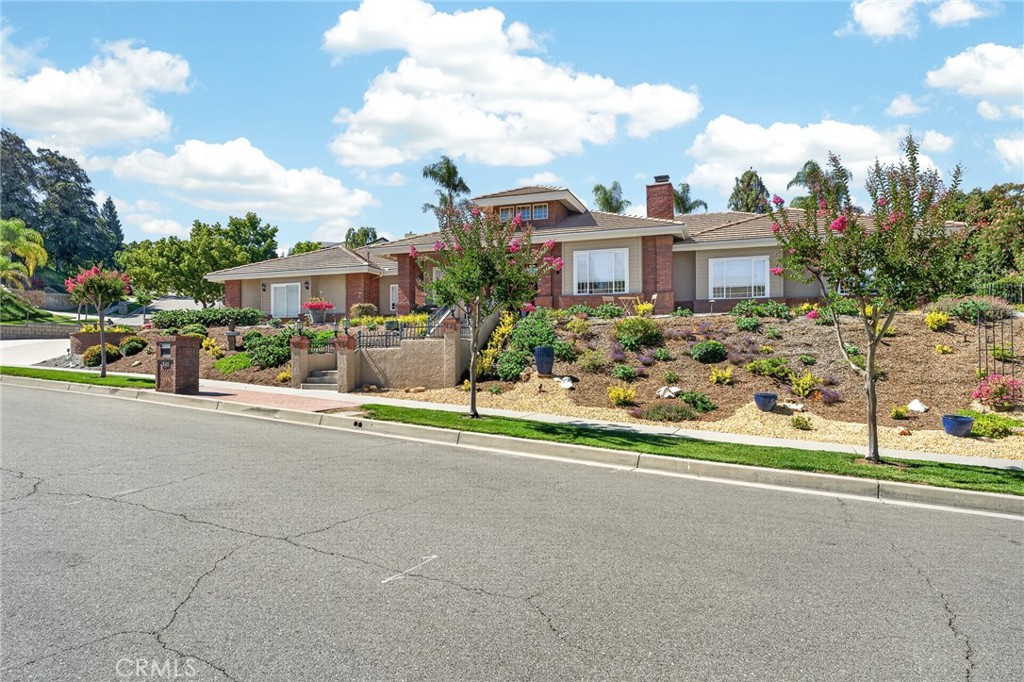 748 La Solana Drive