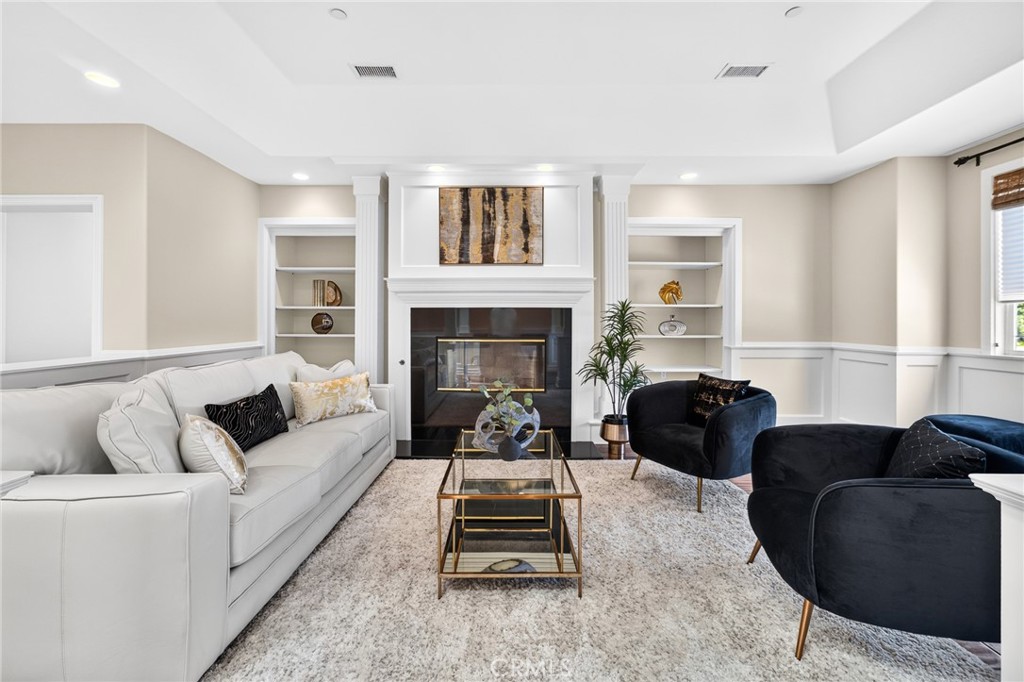 748 La Solana Drive