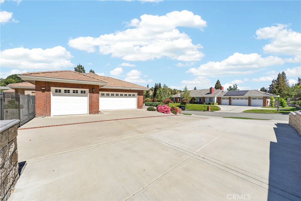 748 La Solana Drive