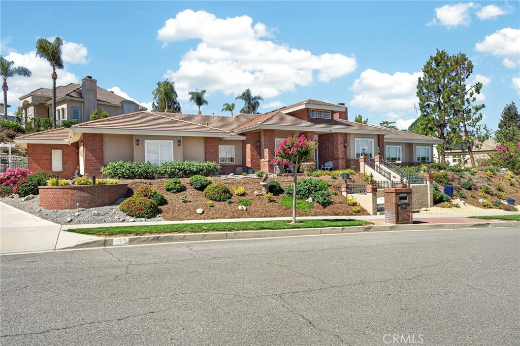 748 La Solana Drive
