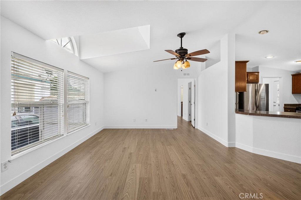 1925 E La Veta Avenue 50