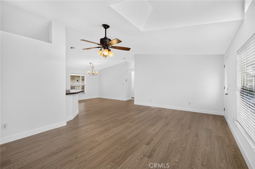 1925 E La Veta Avenue 50