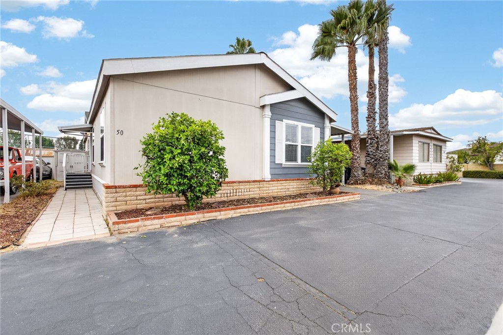 1925 E La Veta Avenue 50