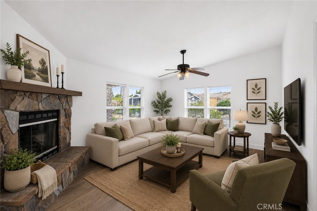 1925 E La Veta Avenue 50