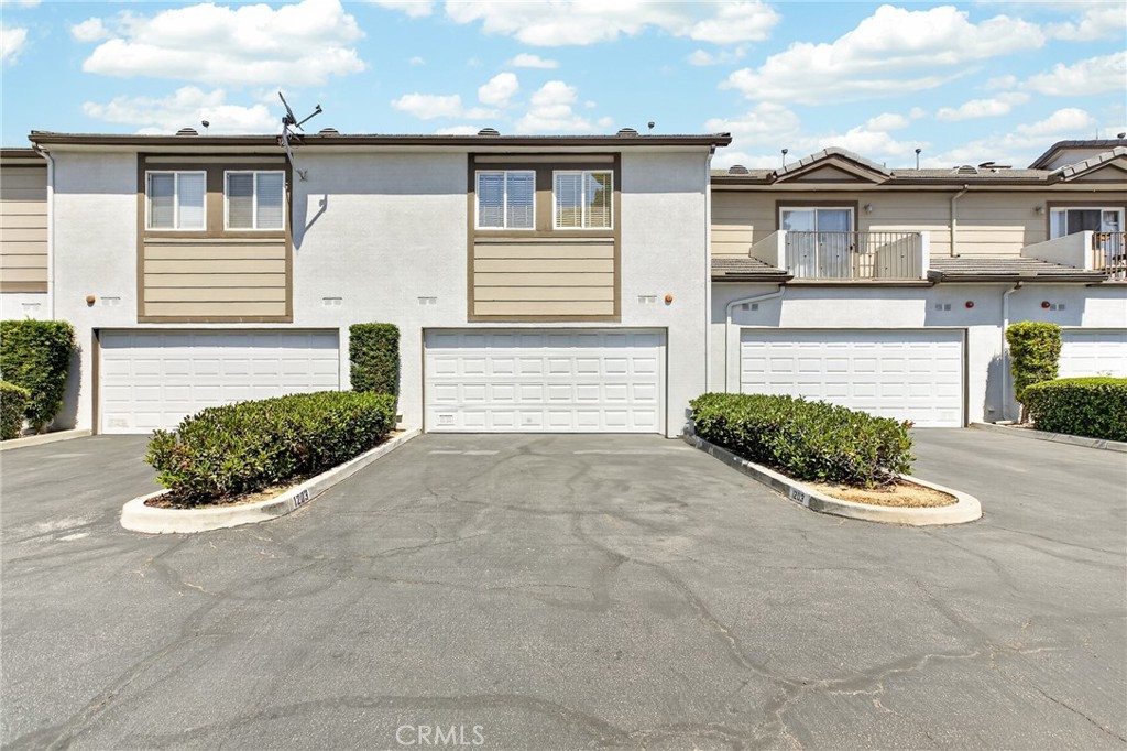 1555 Orange Avenue 1203
