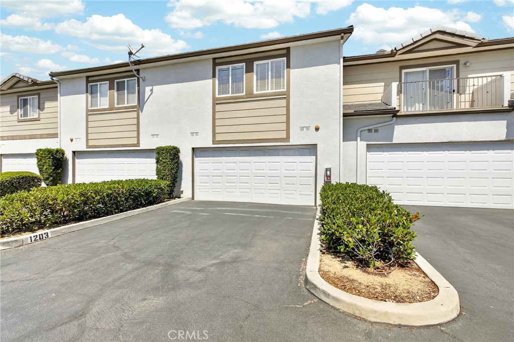 1555 Orange Avenue 1203