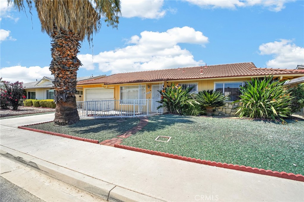 1620 Sandlewood Drive