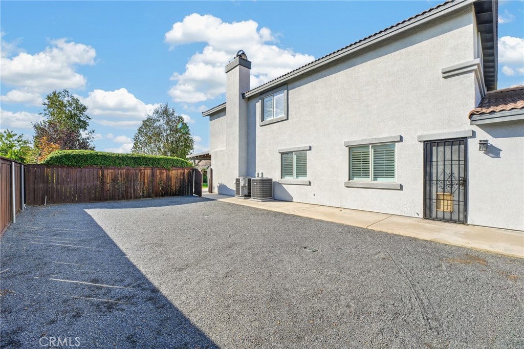 7904 San Benito