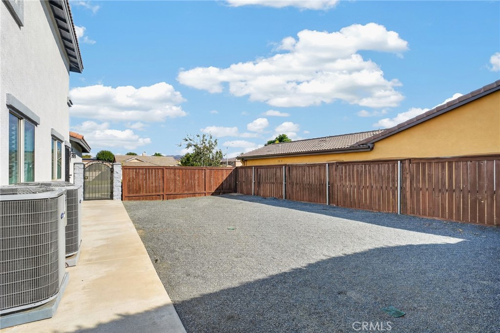 7904 San Benito