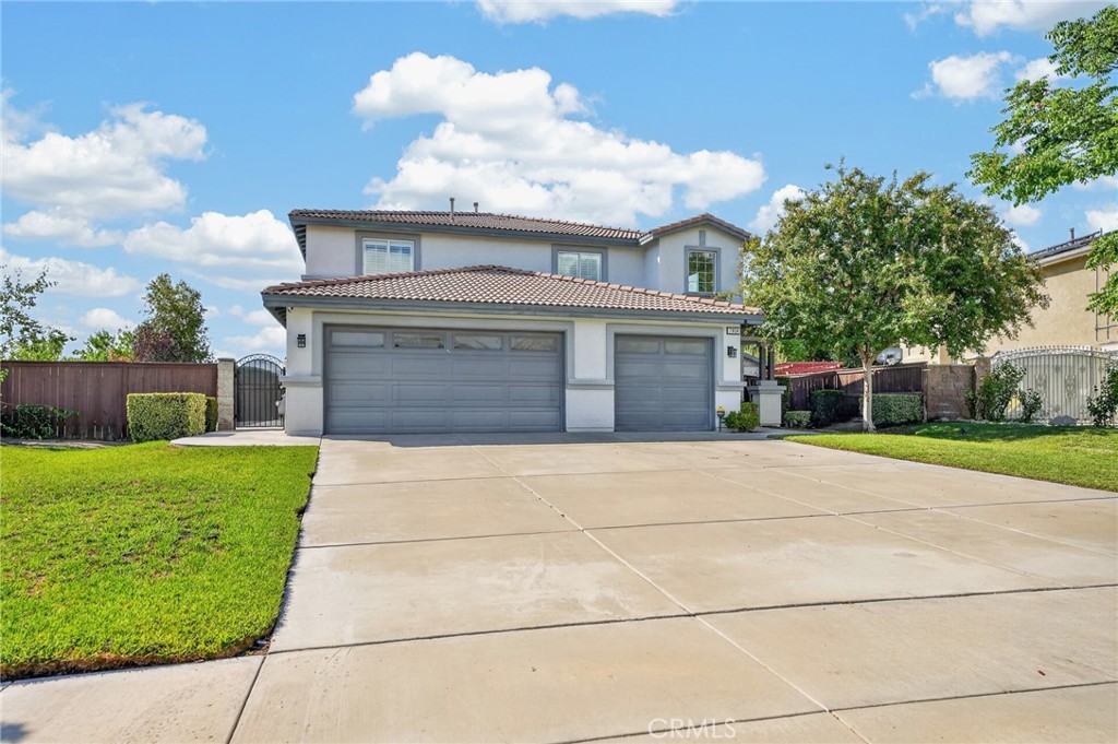 7904 San Benito