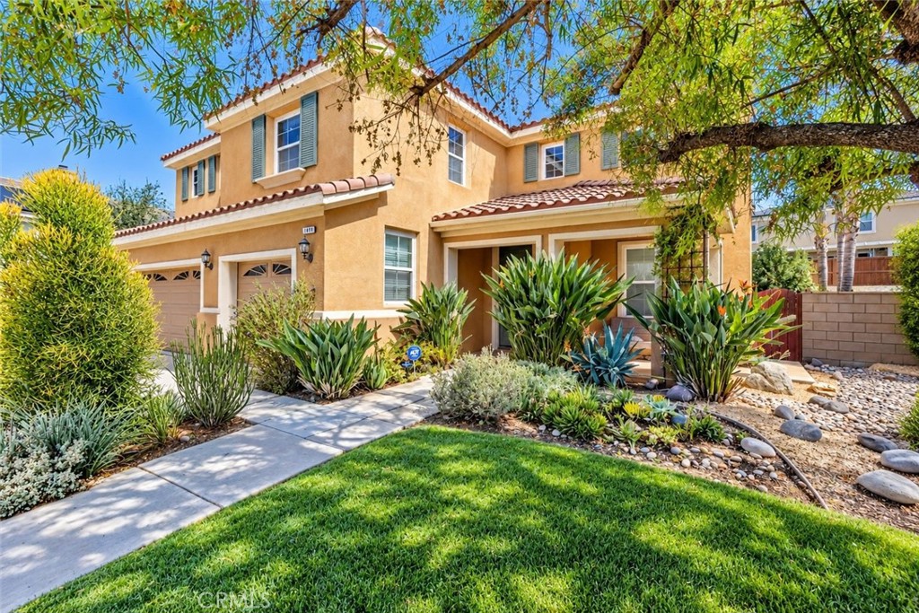 1448 Moonlight Drive