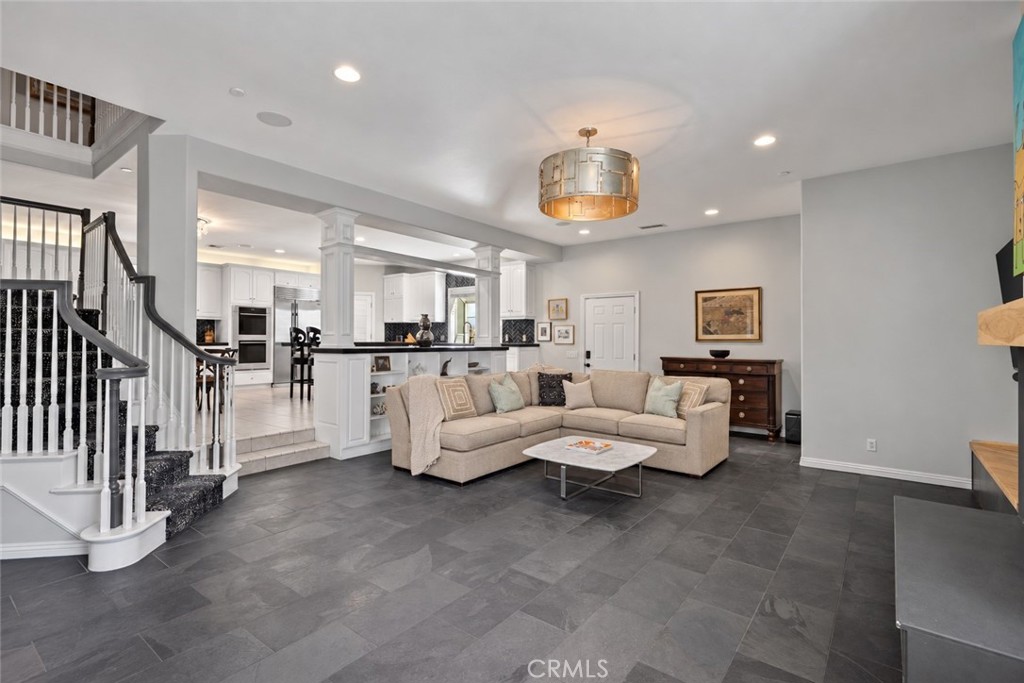 26983 Pilgrim Road