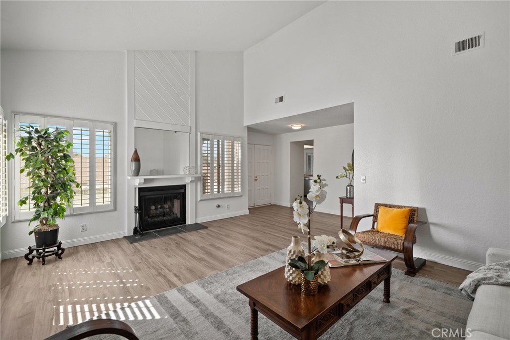 803 E Palm Avenue
