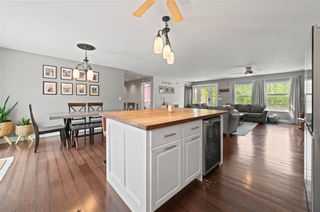3300 Tree Tops Lane