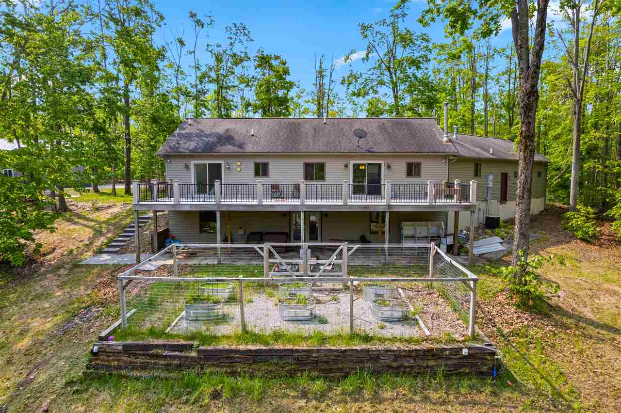 3300 Tree Tops Lane
