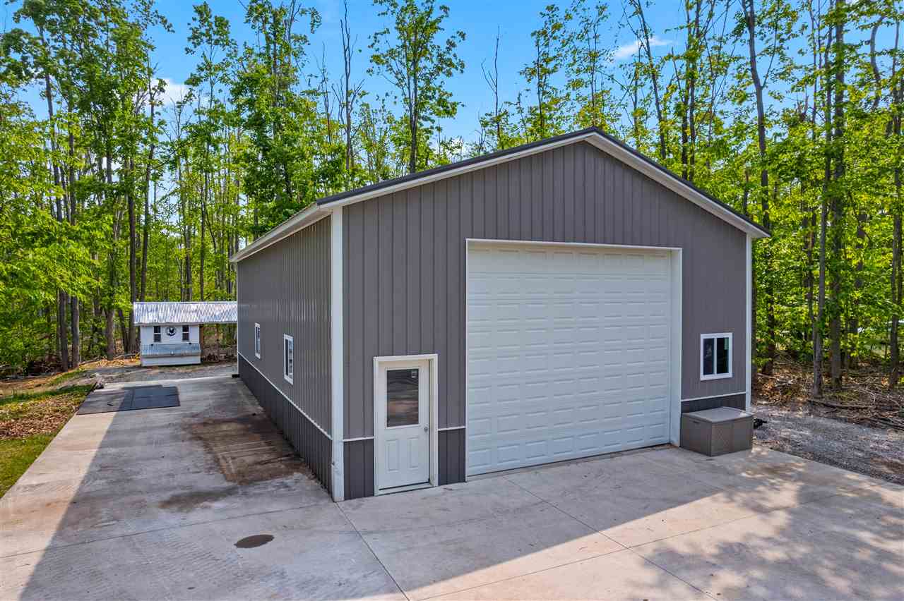 3300 Tree Tops Lane
