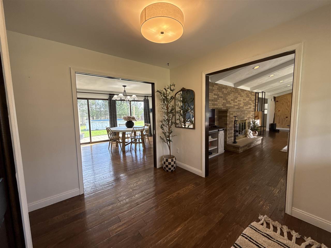 385 S Estates Drive