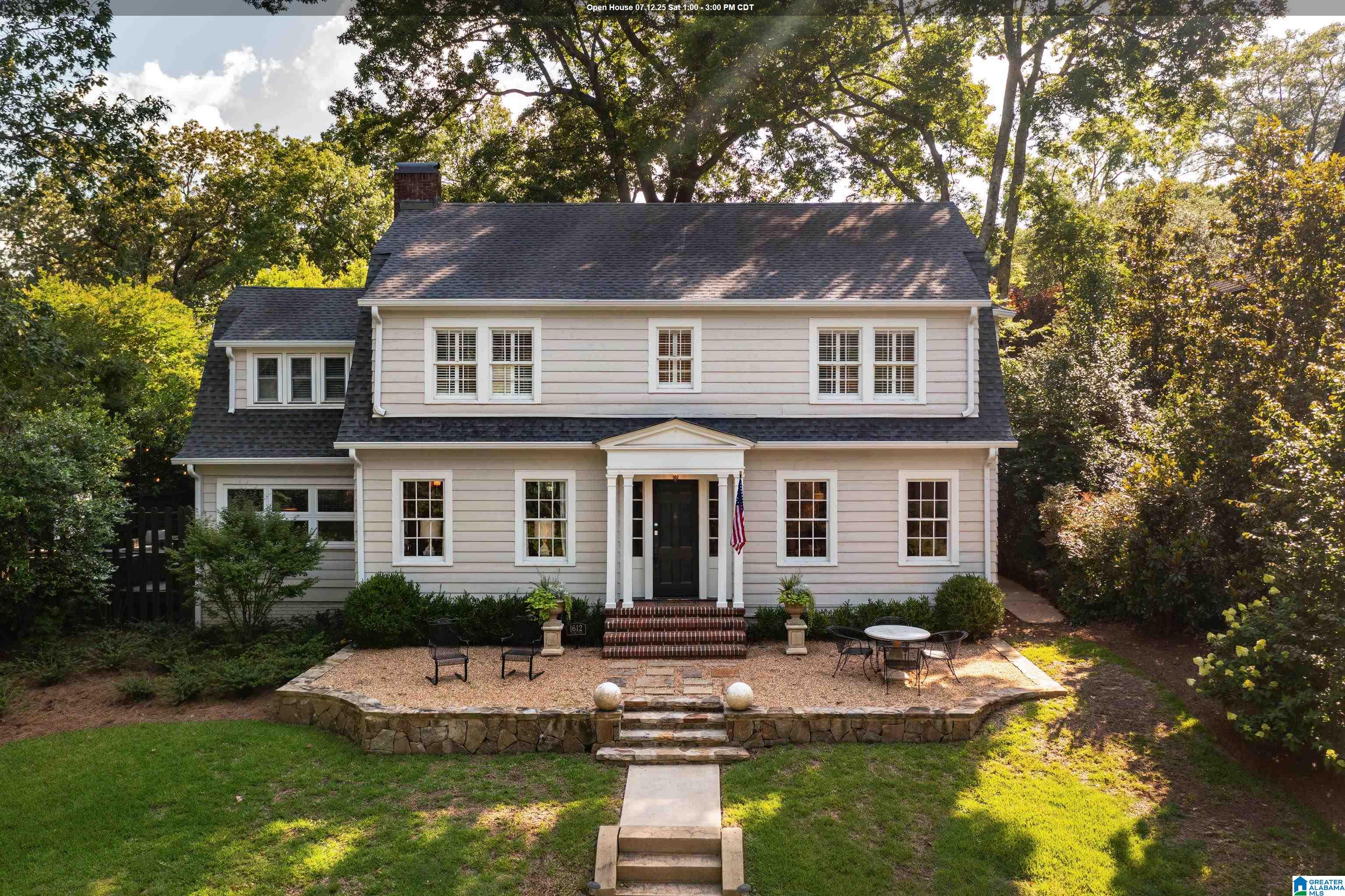 1612 LANARK PLACE