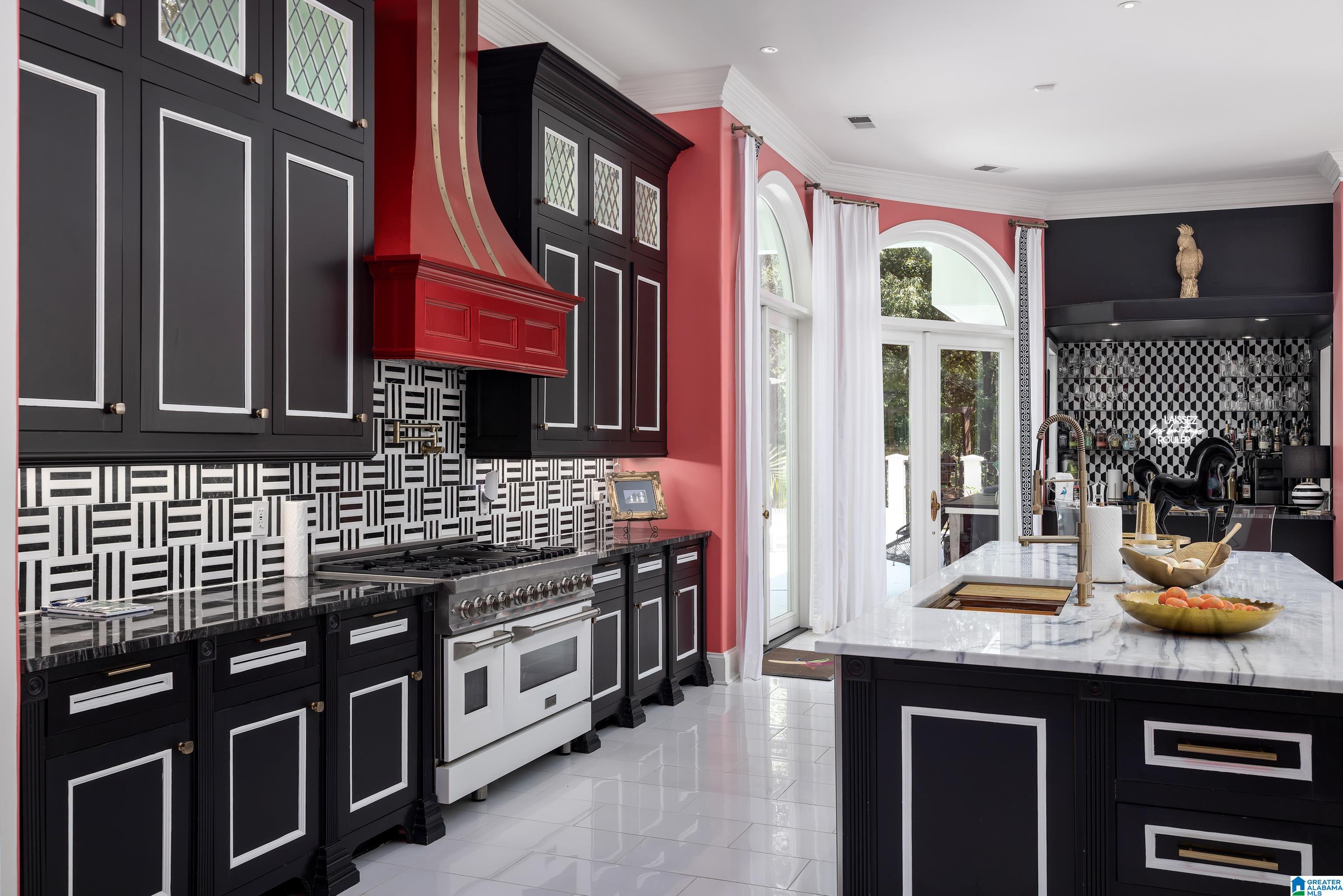 3525 SHANDWICK PLACE