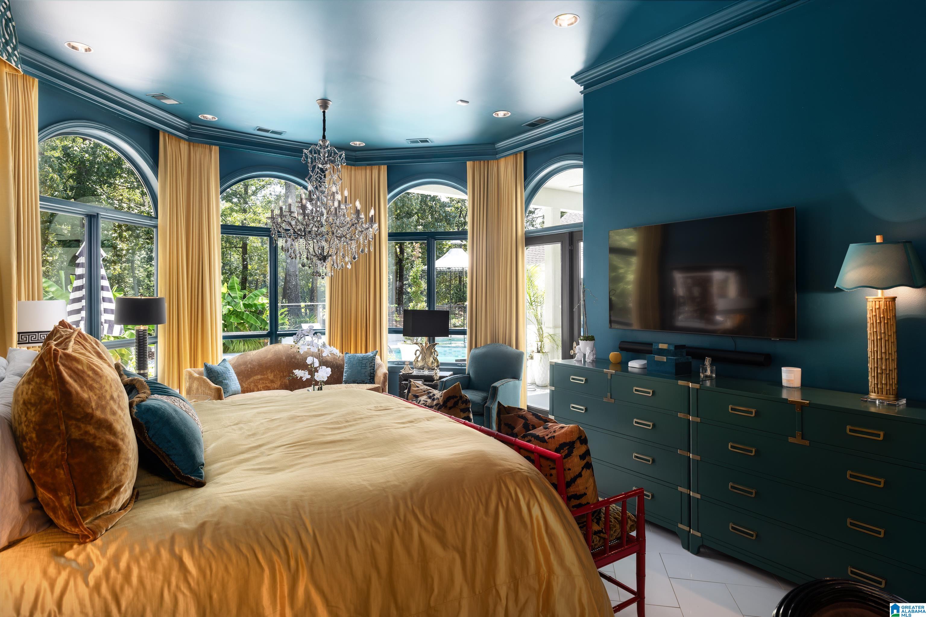 3525 SHANDWICK PLACE