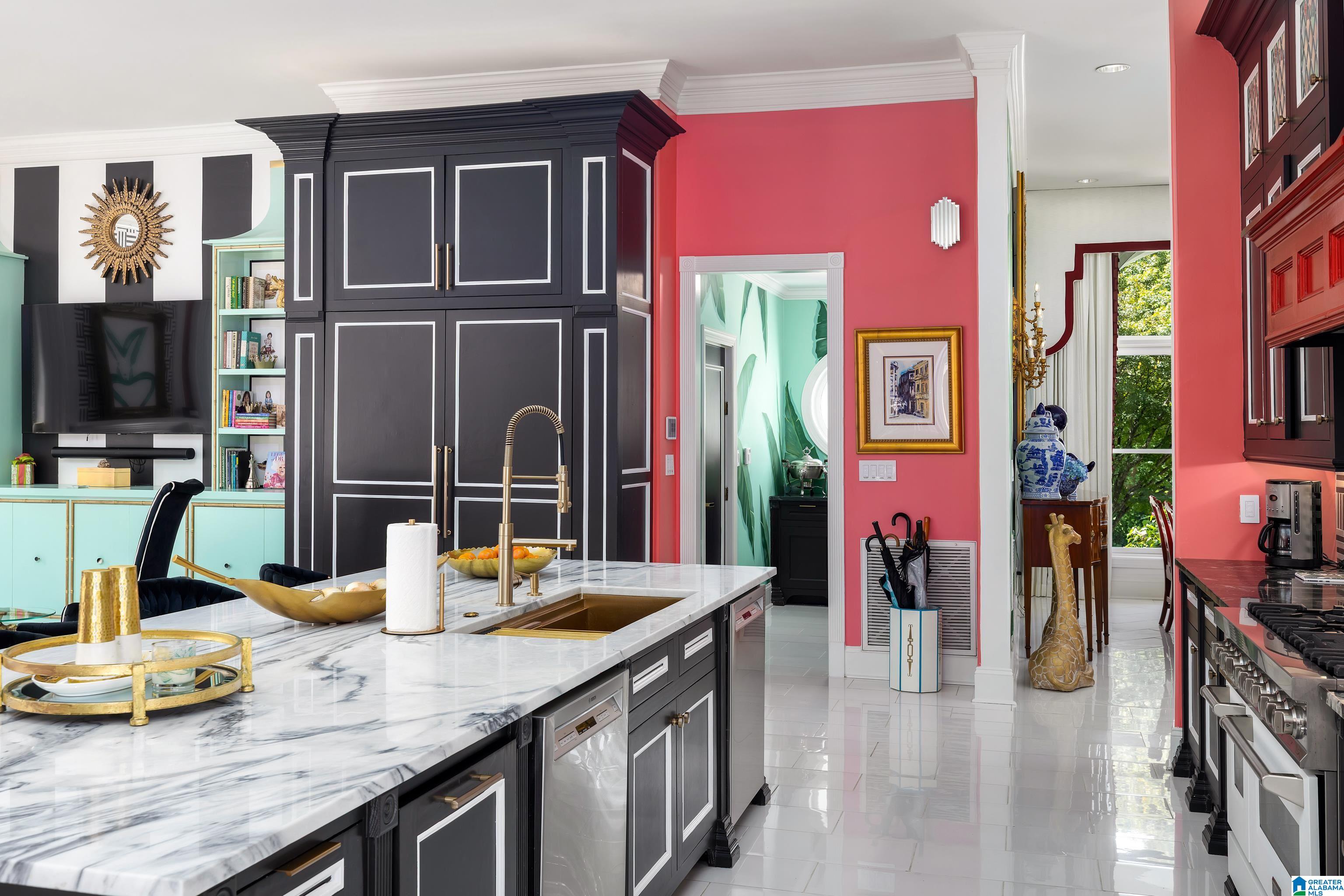 3525 SHANDWICK PLACE