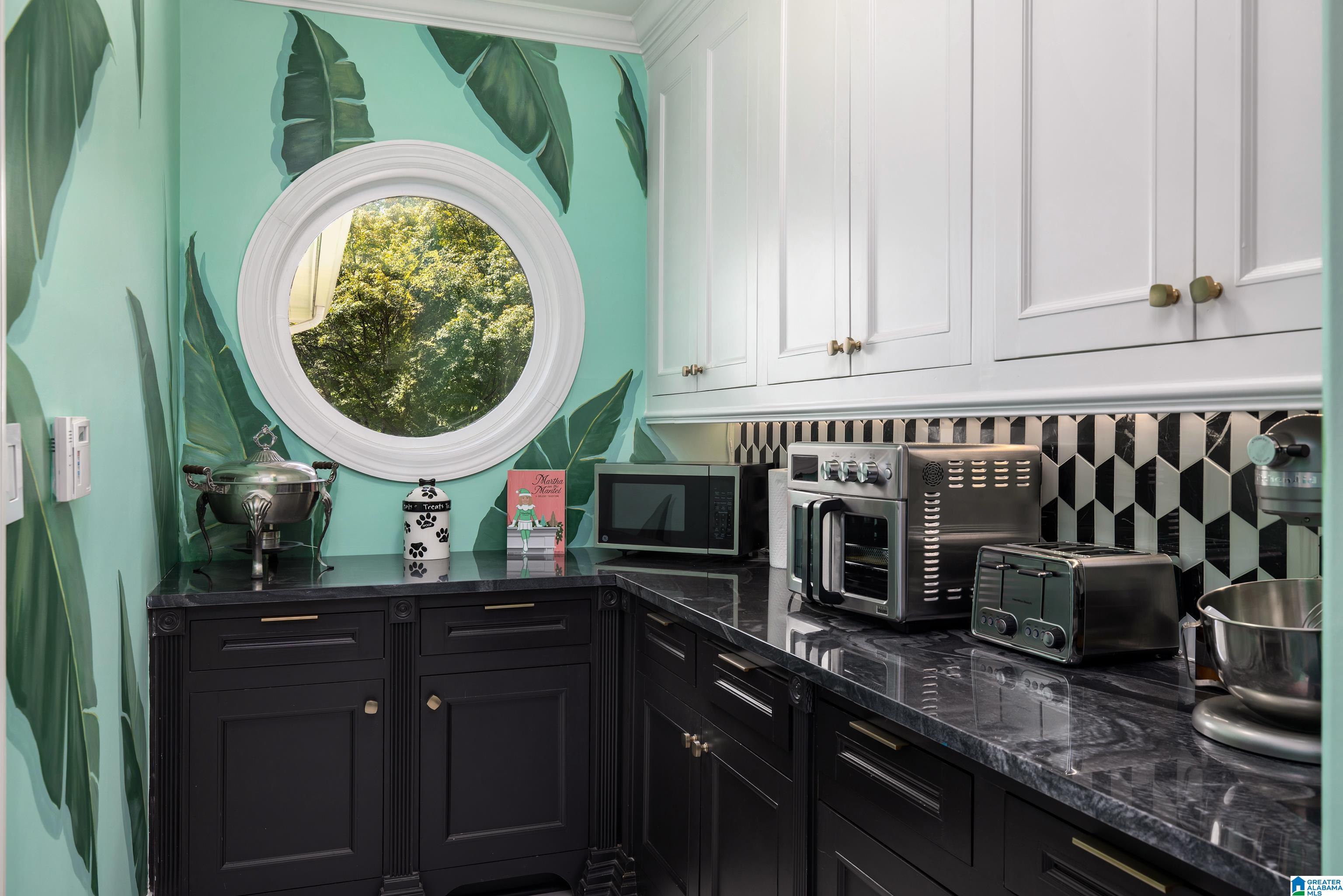 3525 SHANDWICK PLACE