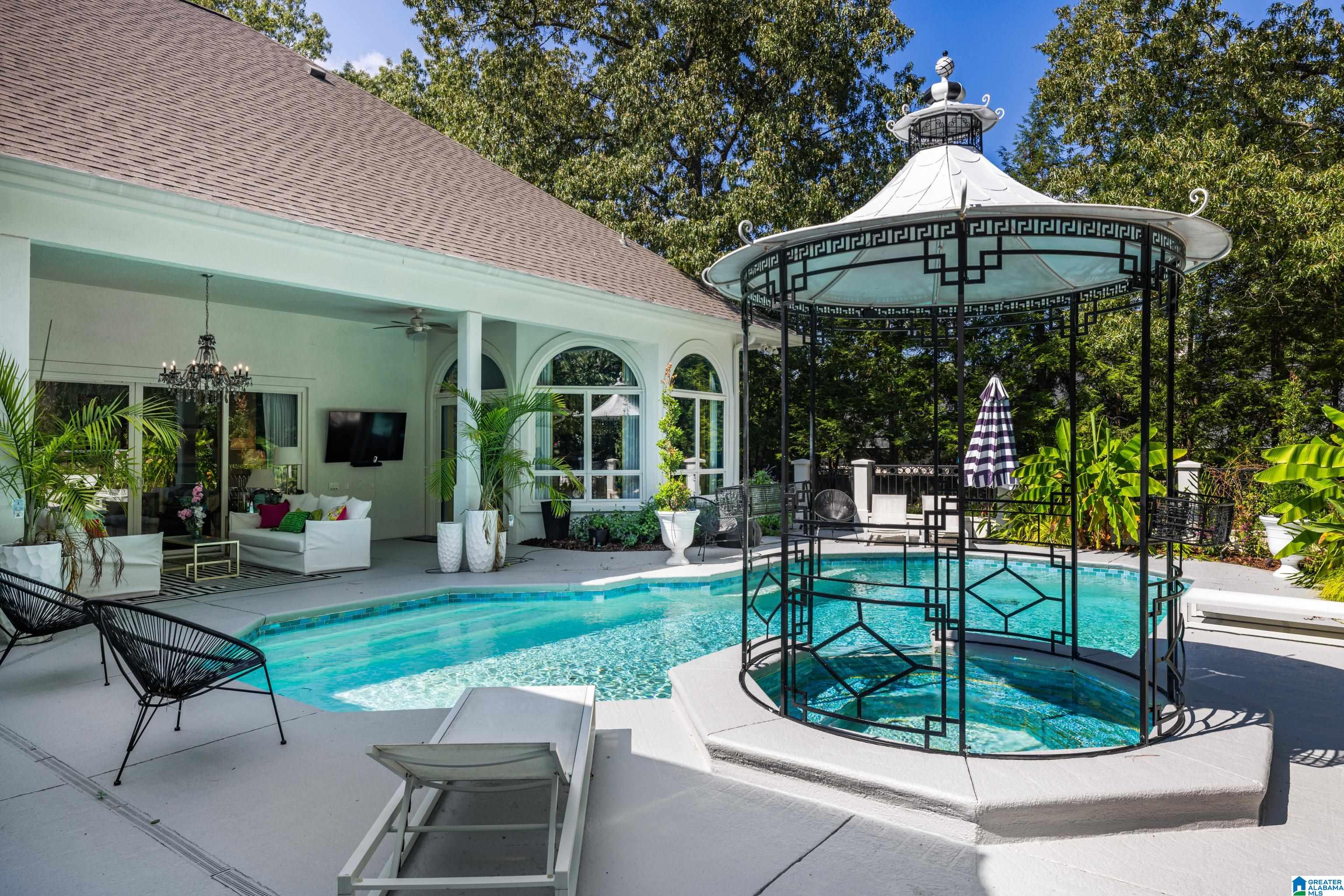 3525 SHANDWICK PLACE