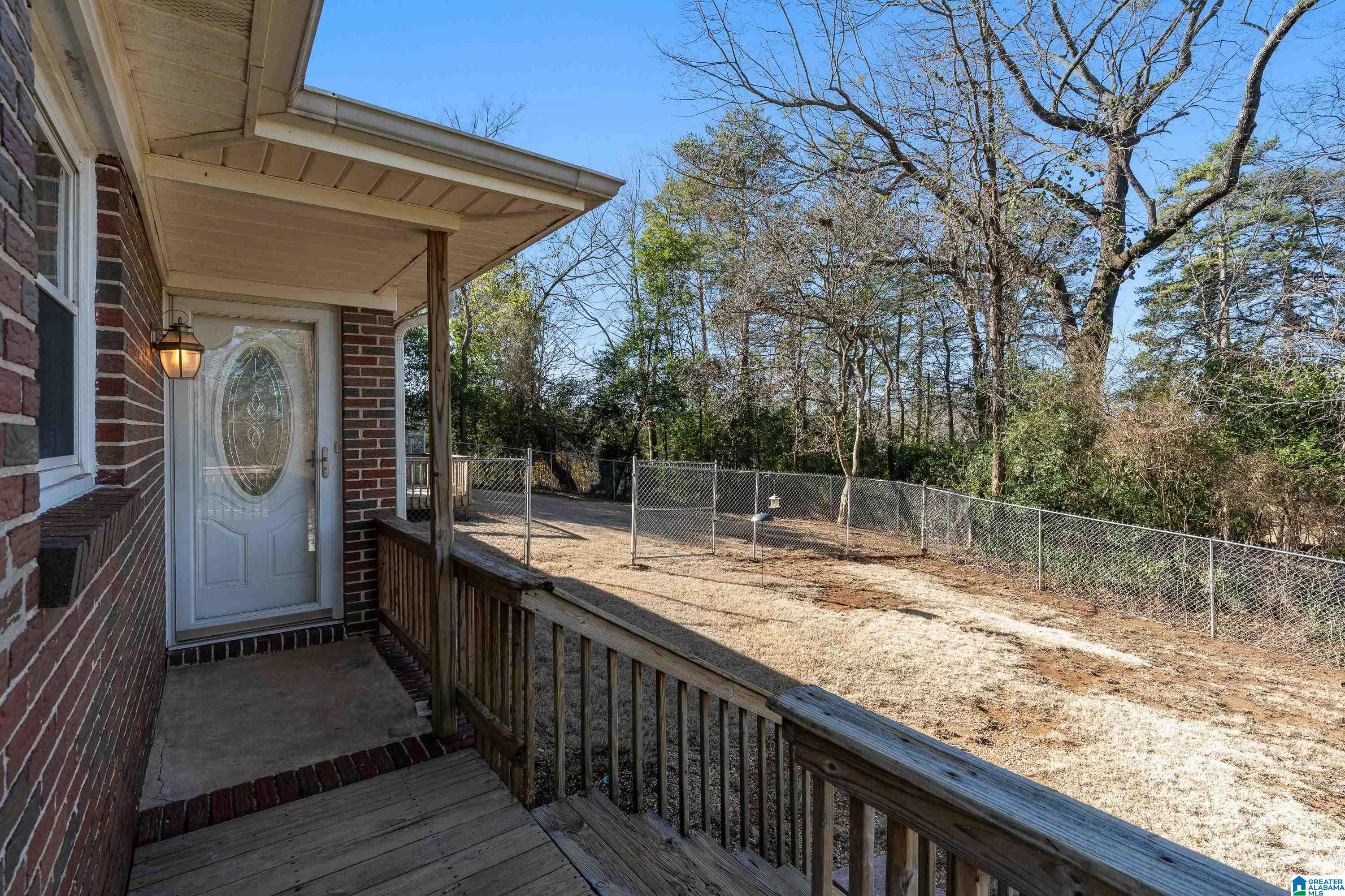 669 RIDGE TOP CIRCLE