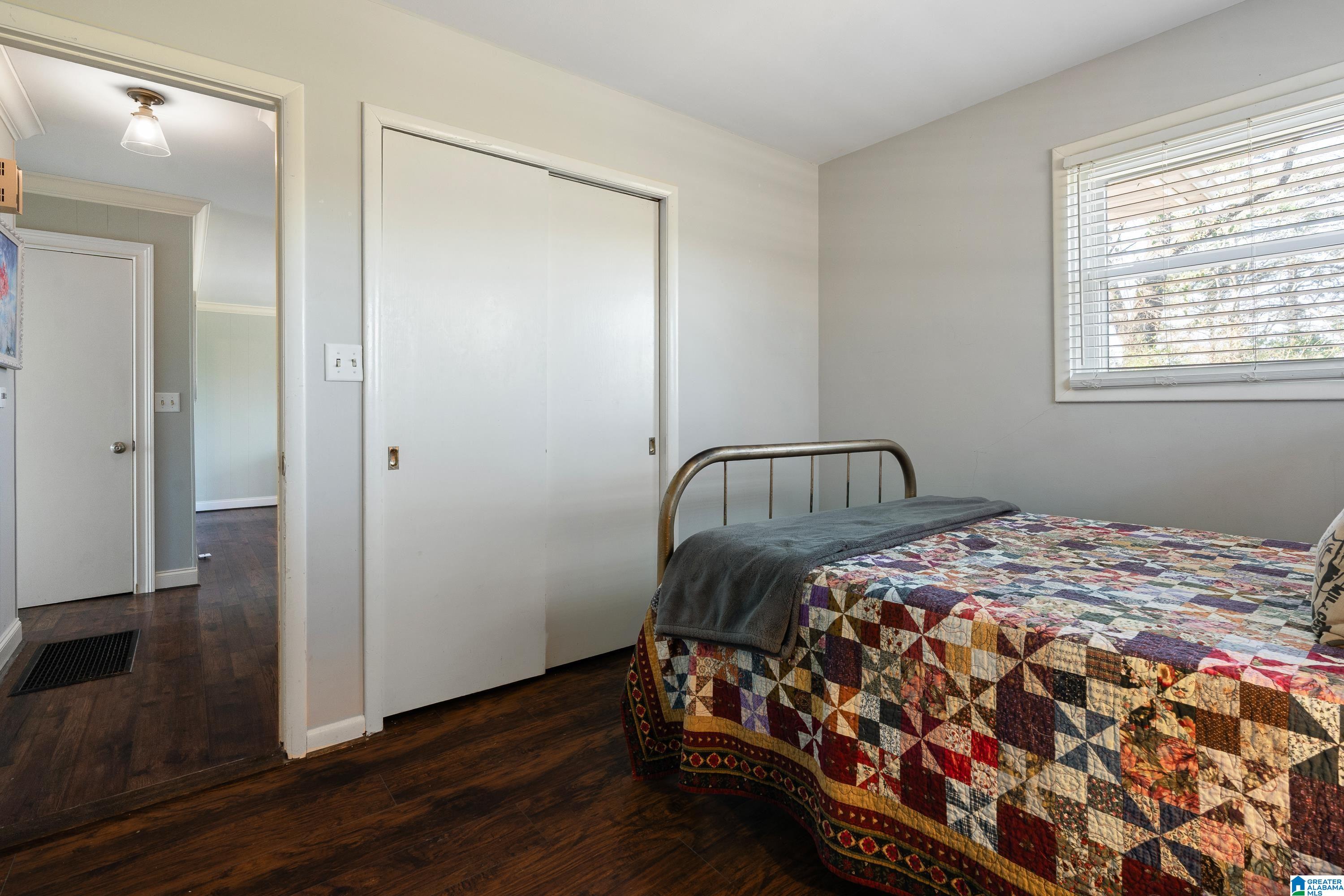 669 RIDGE TOP CIRCLE