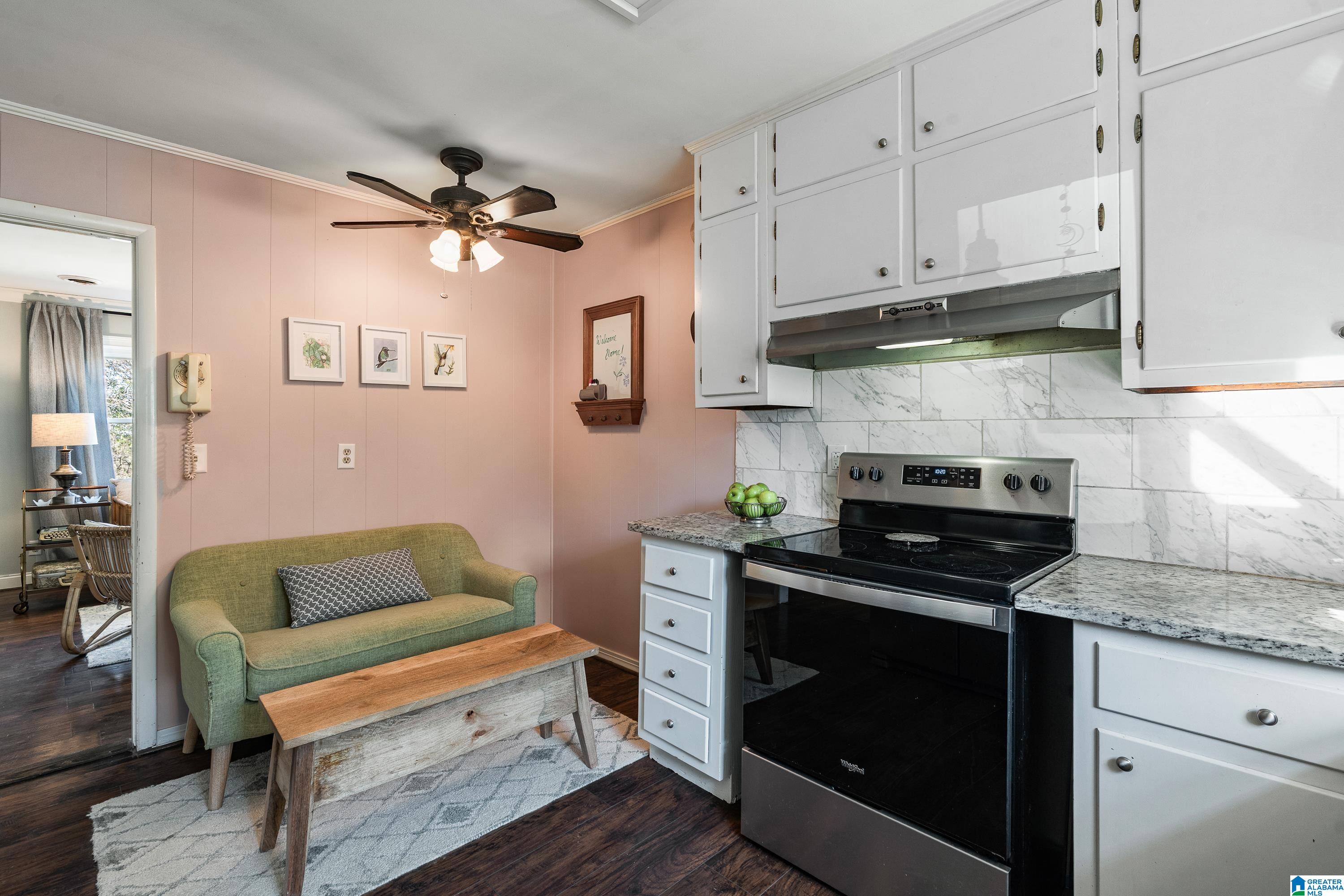 669 RIDGE TOP CIRCLE