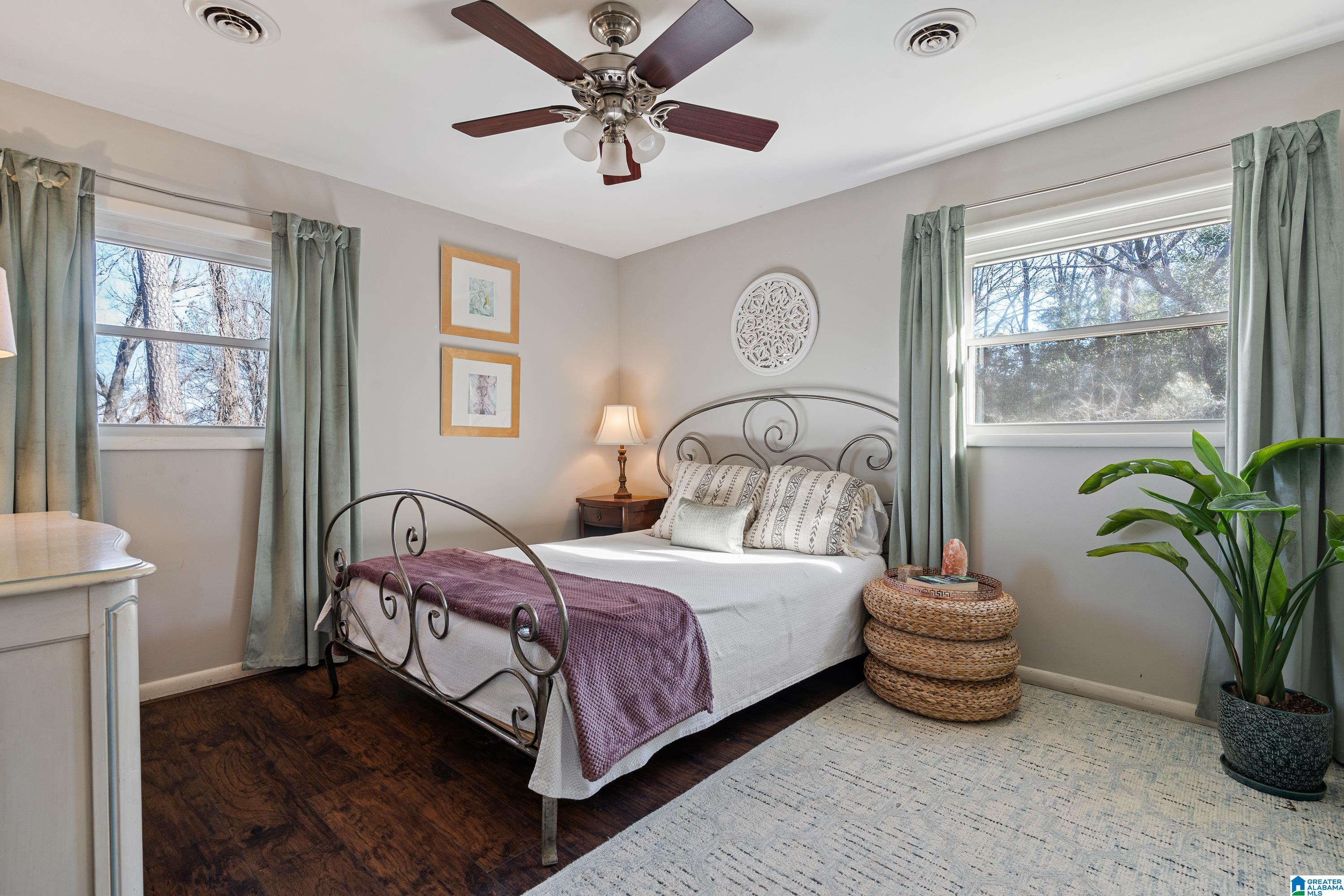 669 RIDGE TOP CIRCLE