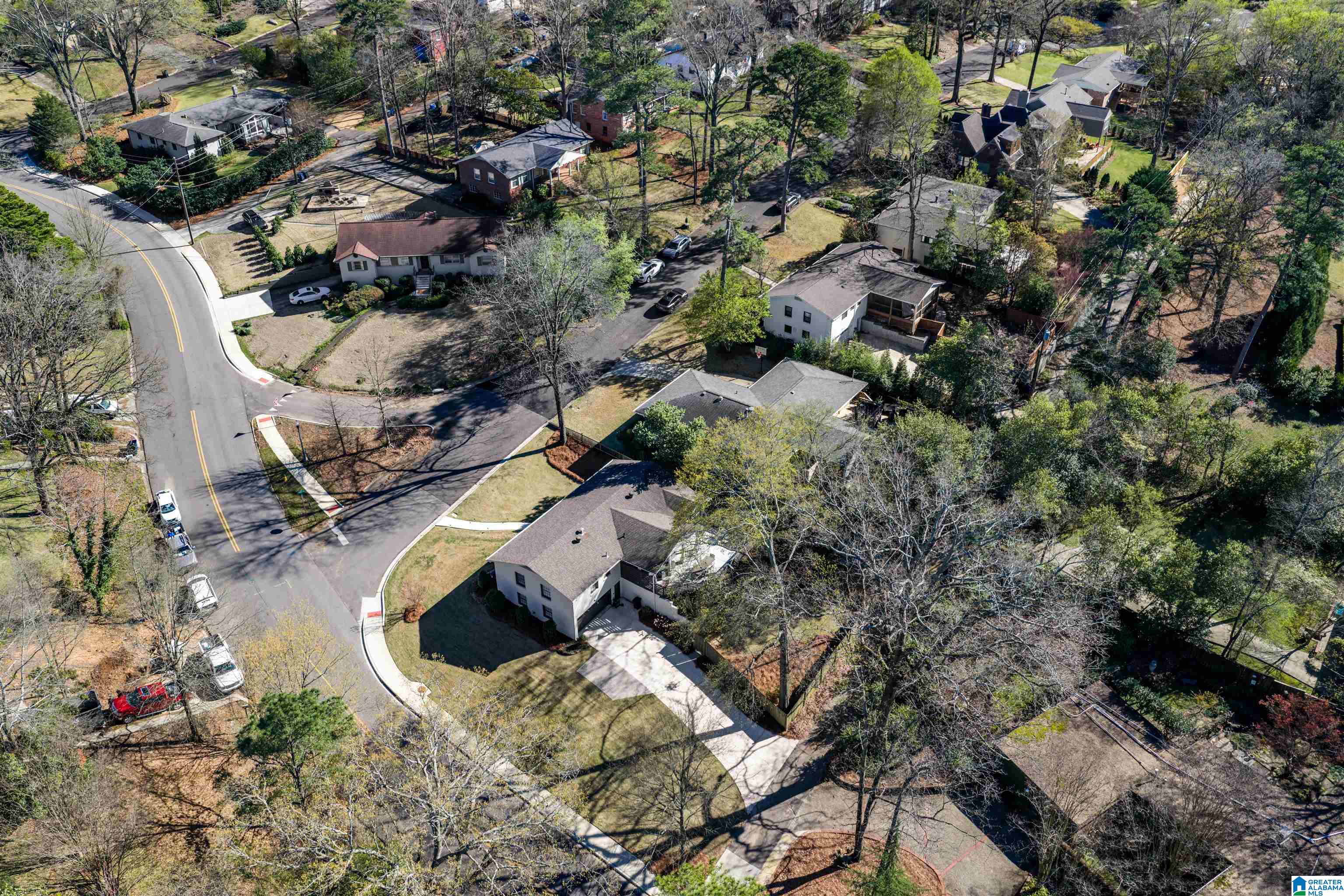 900 LANDALE ROAD