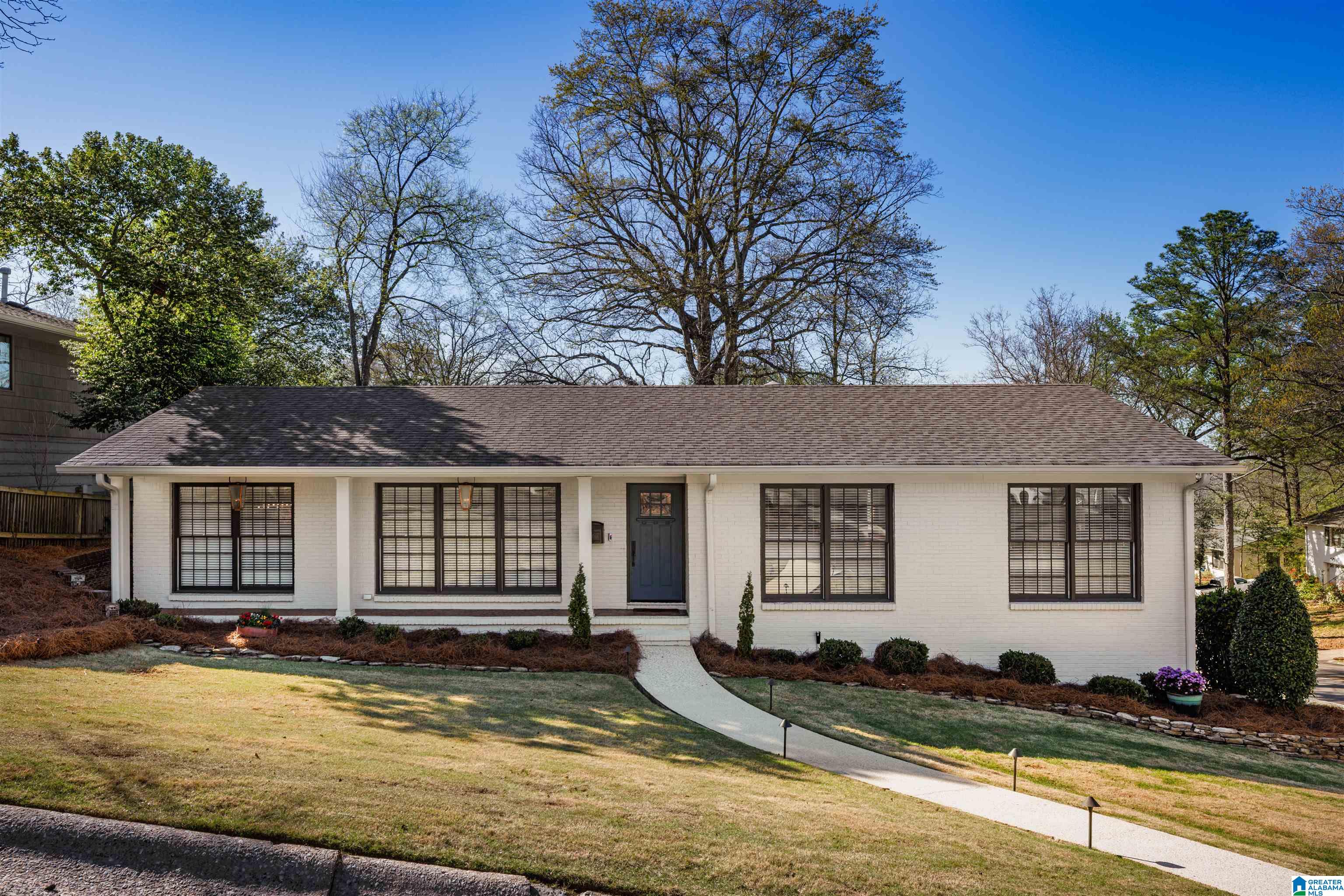 900 LANDALE ROAD