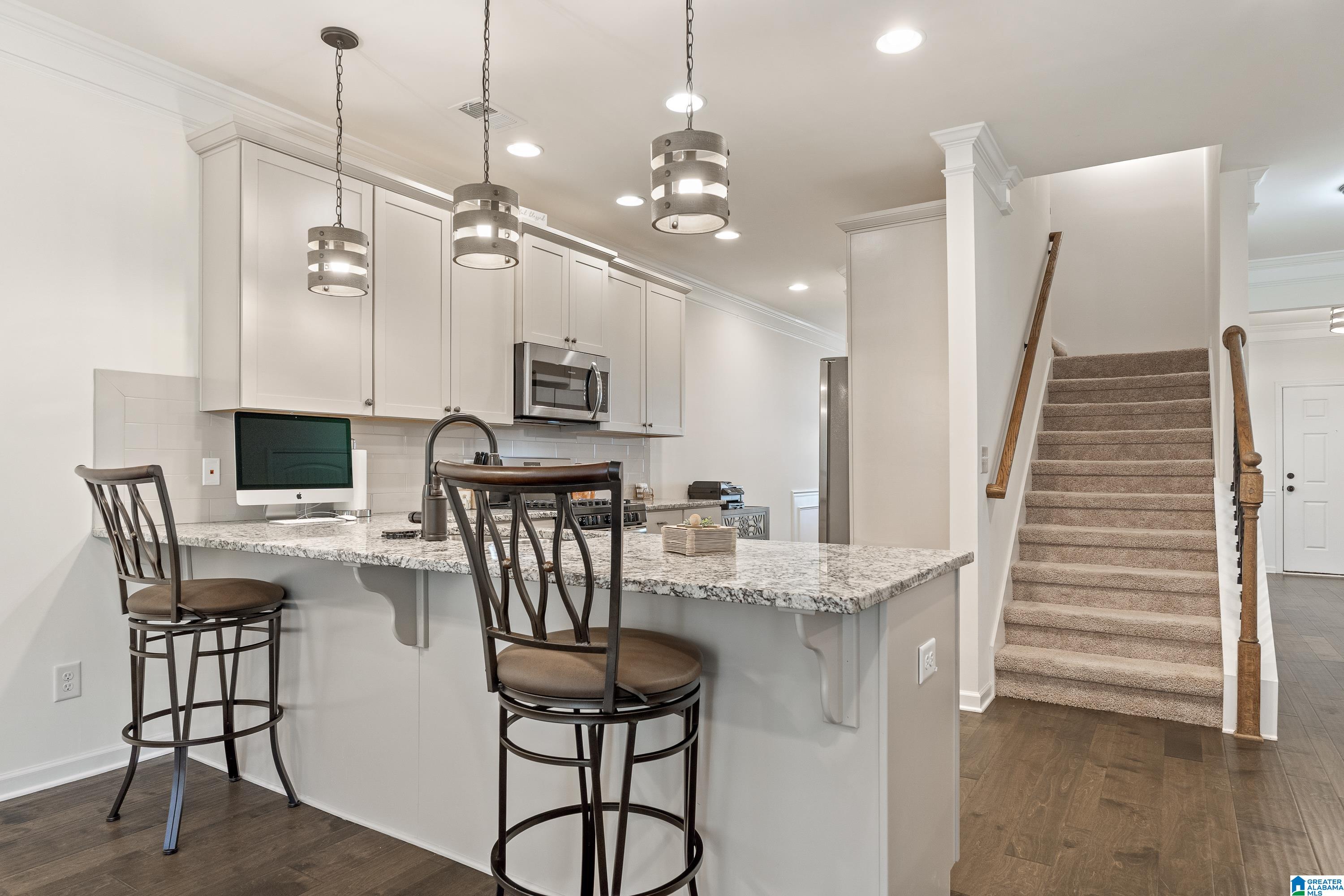 245 LAKERIDGE DRIVE