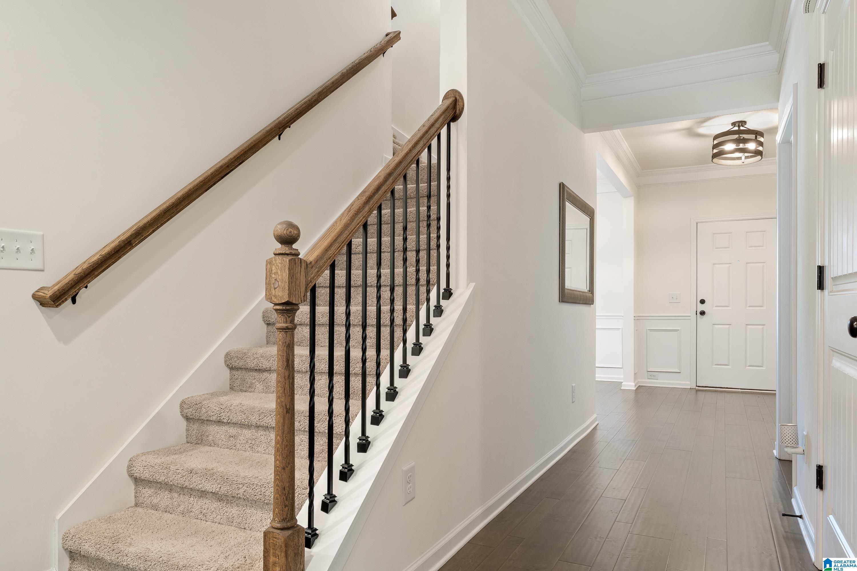 245 LAKERIDGE DRIVE
