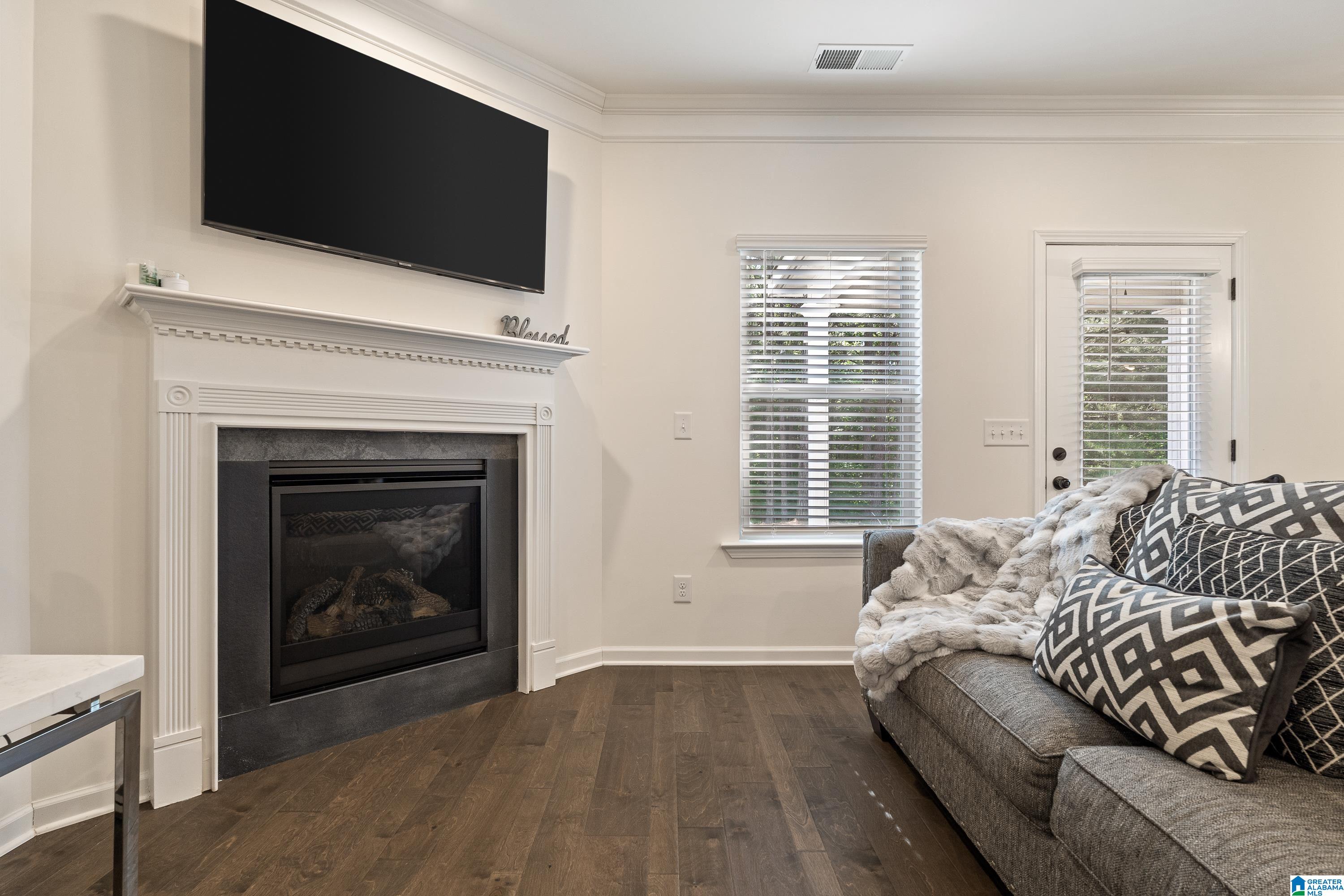 245 LAKERIDGE DRIVE