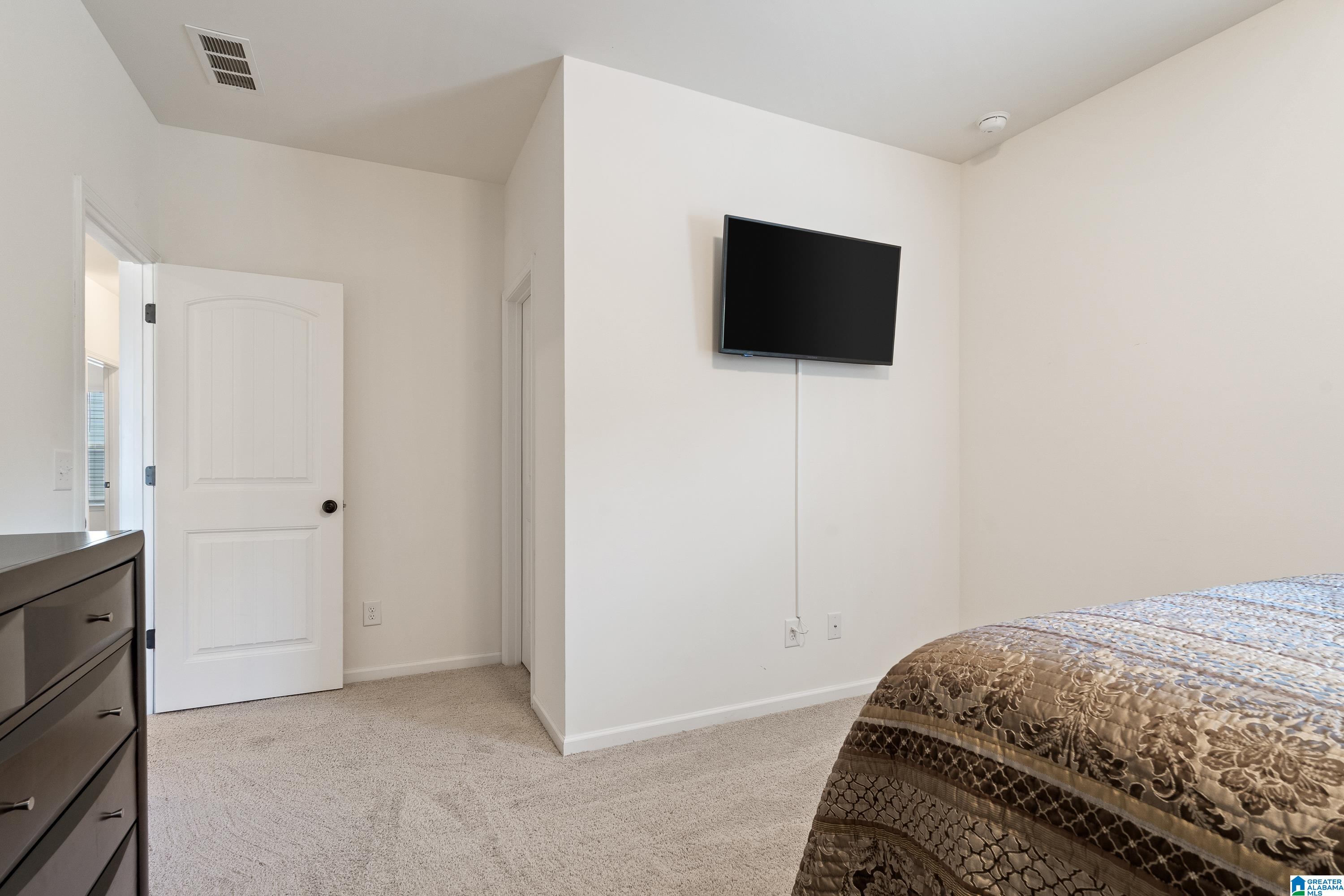 245 LAKERIDGE DRIVE
