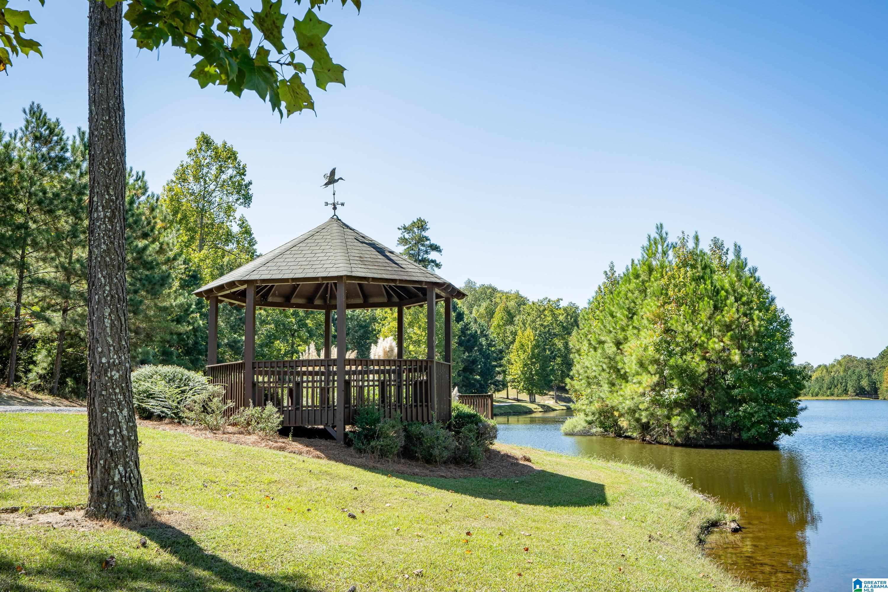 245 LAKERIDGE DRIVE