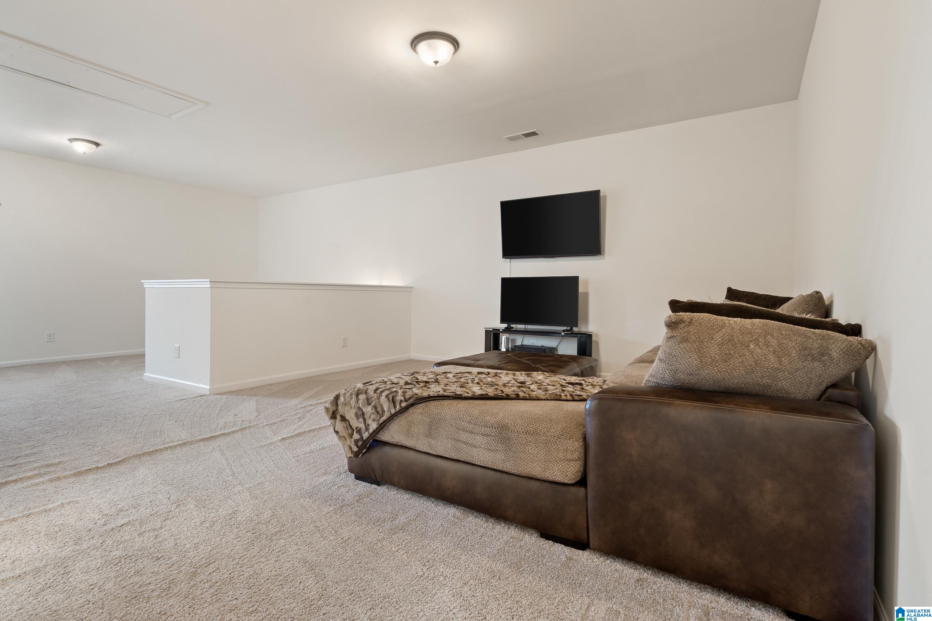 245 LAKERIDGE DRIVE