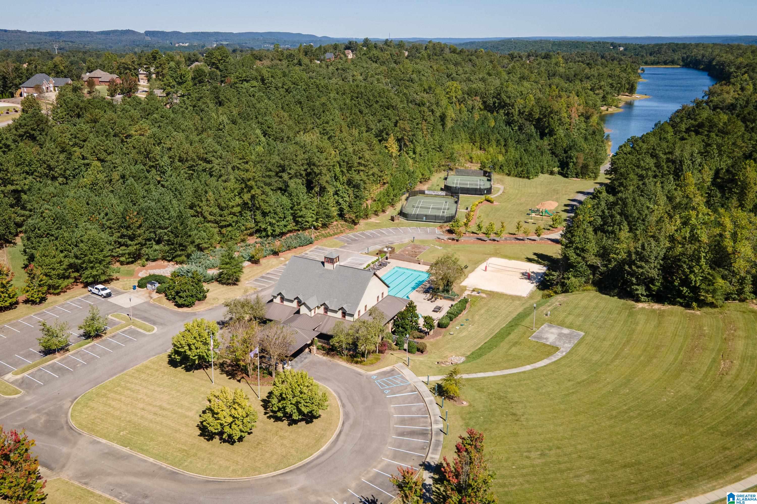 245 LAKERIDGE DRIVE