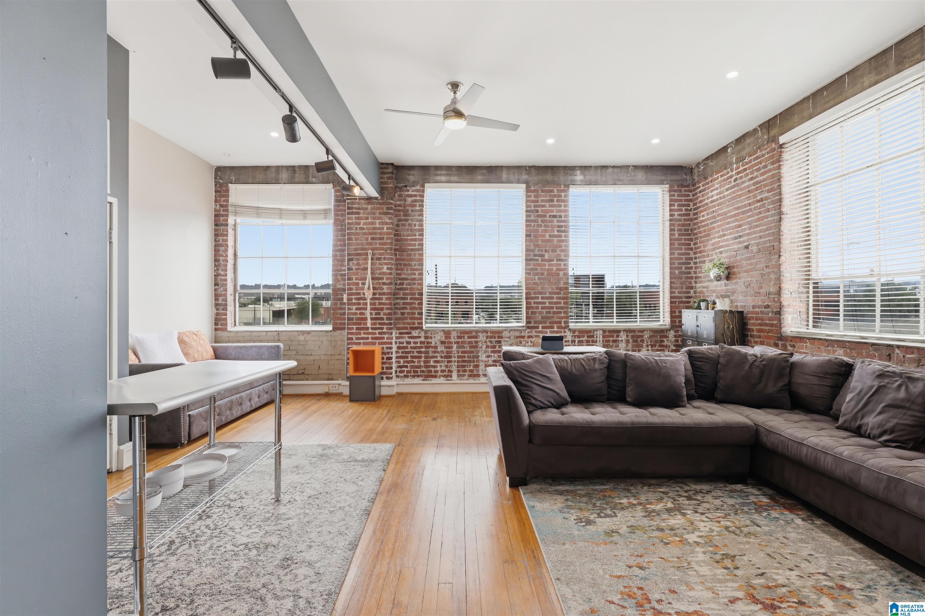 2301 MORRIS AVENUE 207