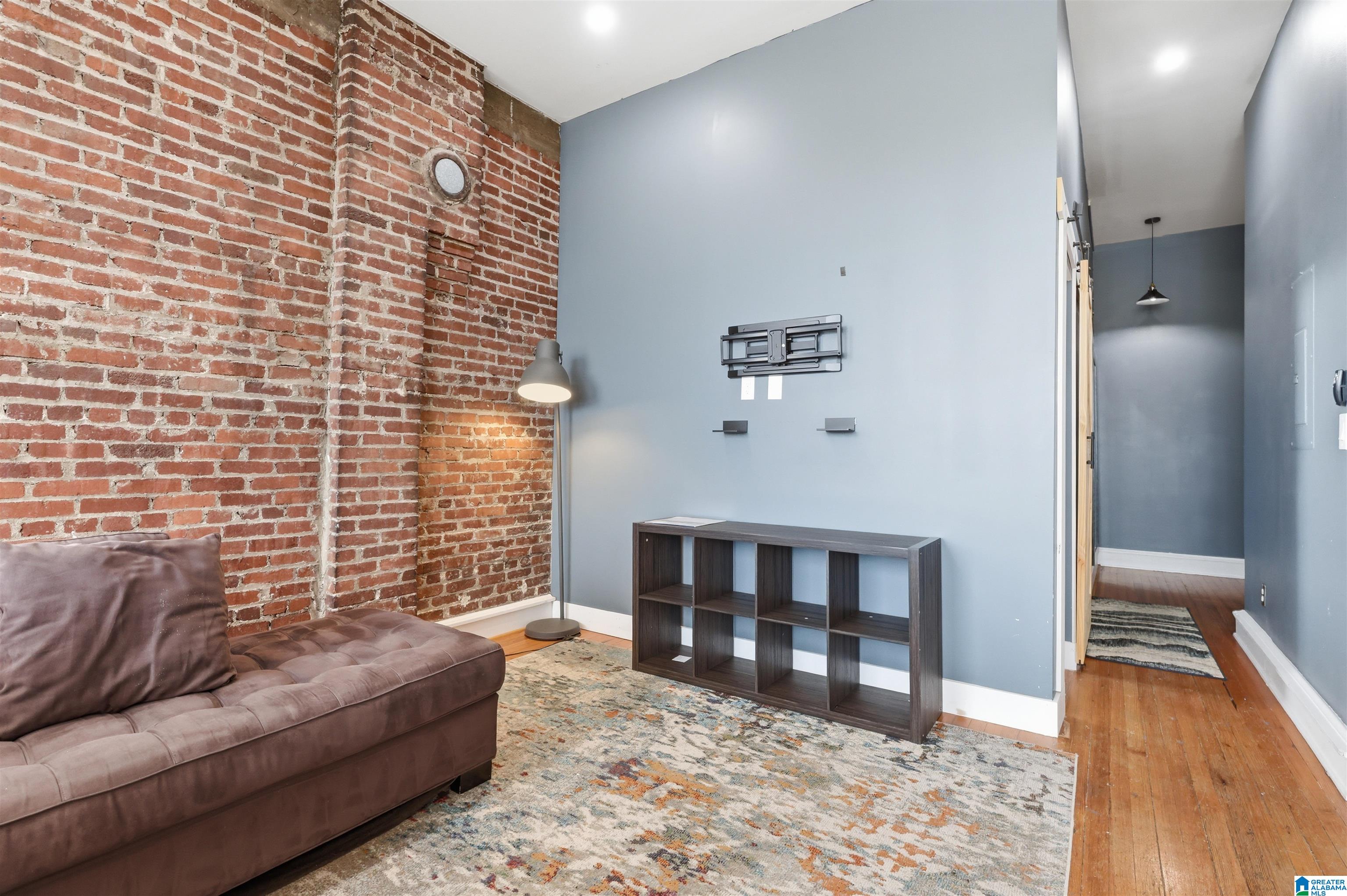 2301 MORRIS AVENUE 207