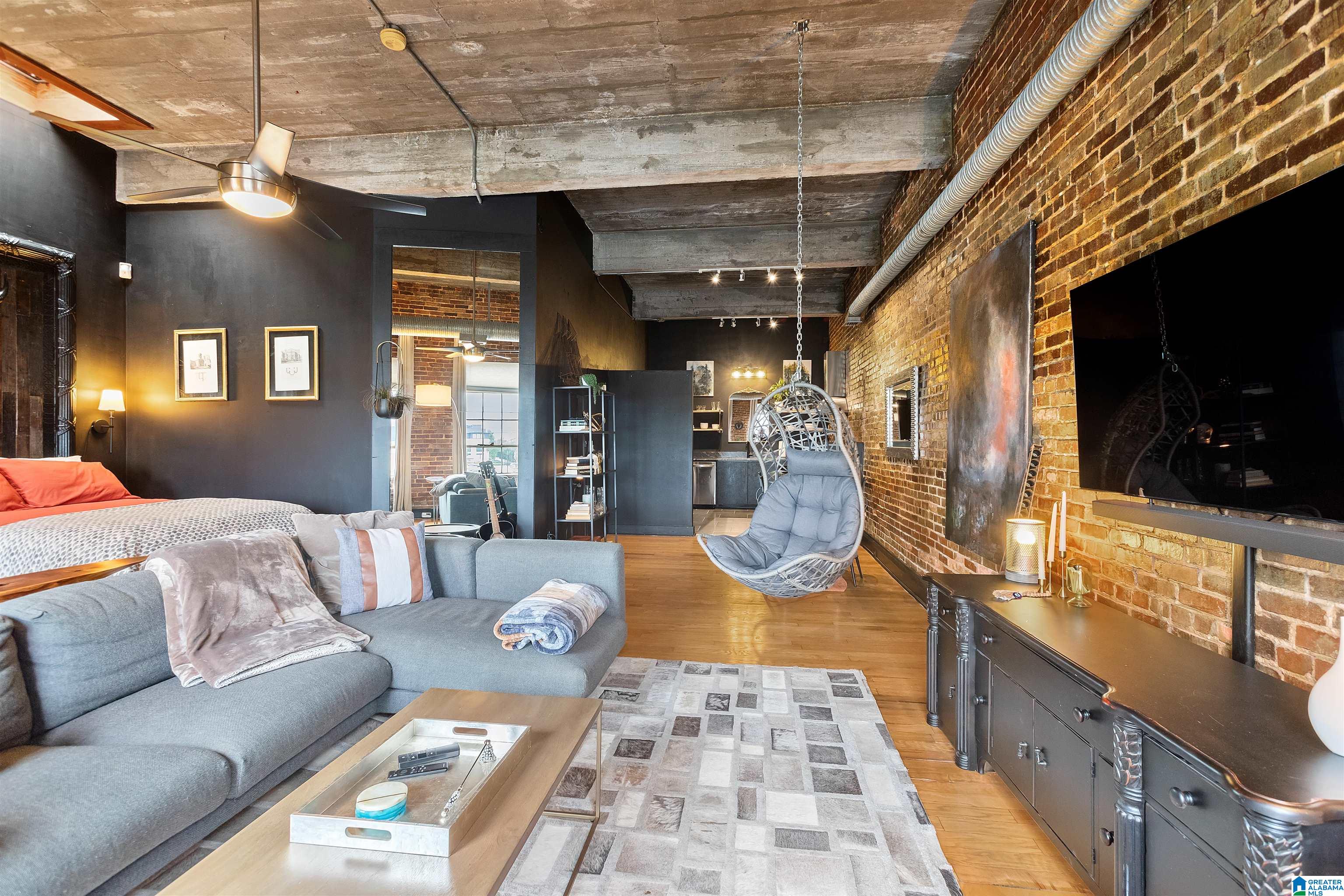 2327 MORRIS AVENUE Unit: 3A