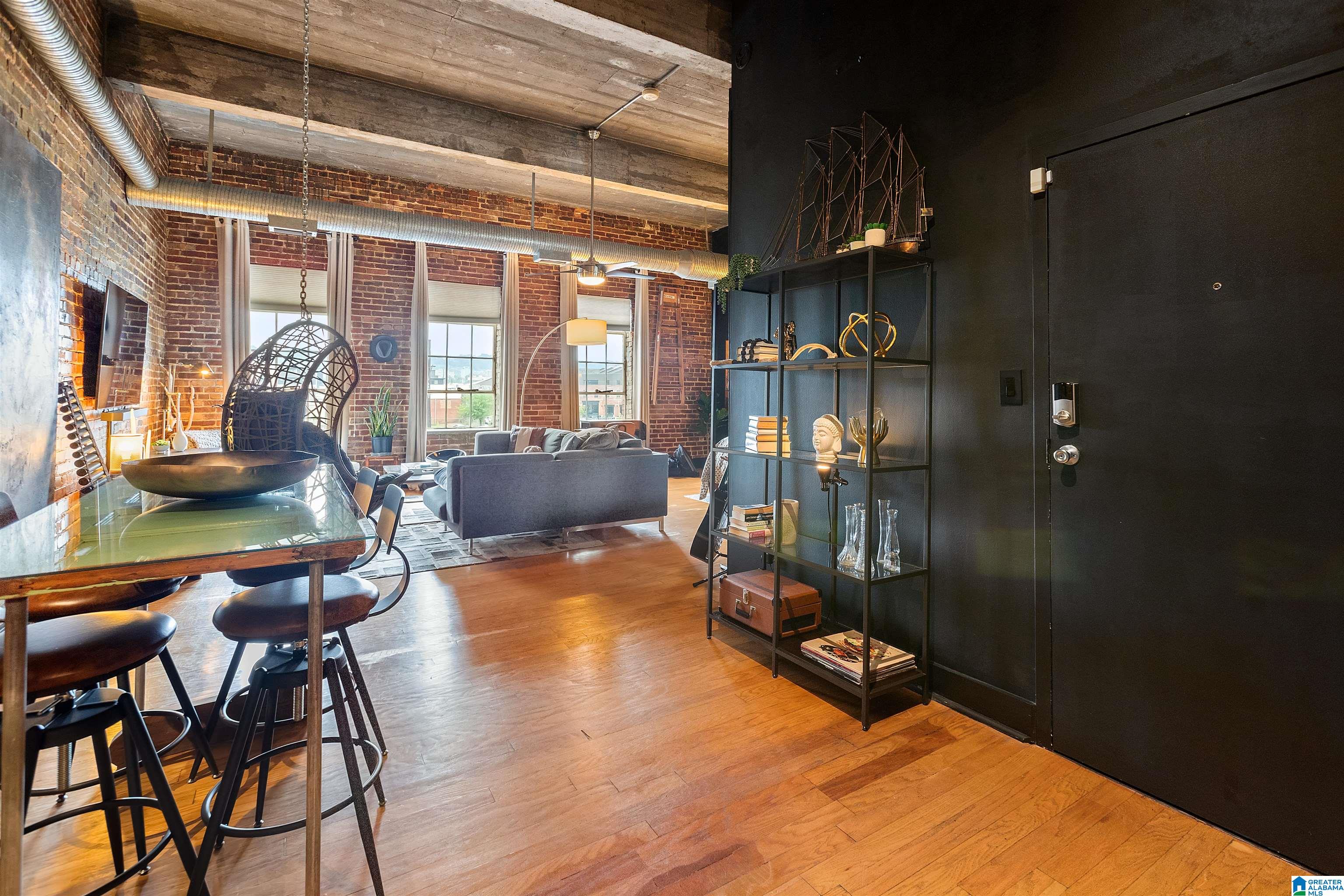 2327 MORRIS AVENUE Unit: 3A