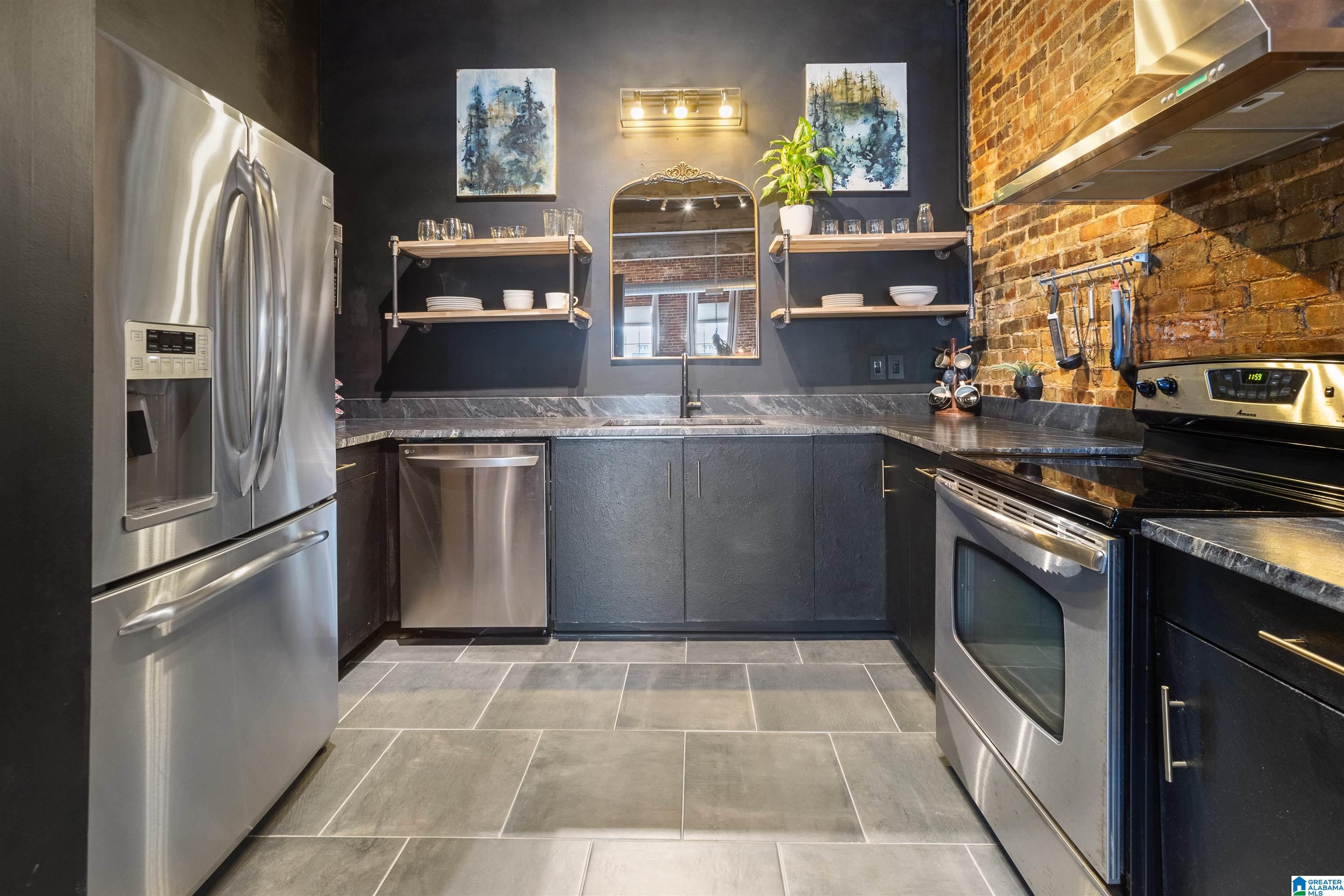 2327 MORRIS AVENUE Unit: 3A